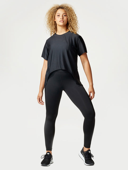 MICHI - Airwave Tie Top