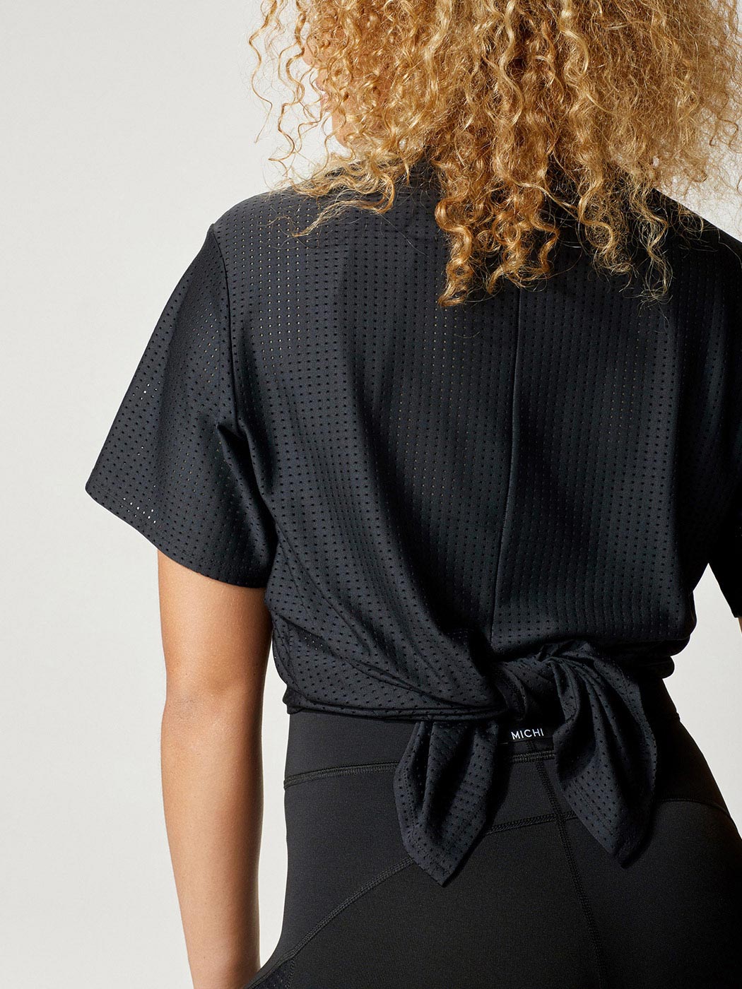 MICHI - Airwave Tie Top